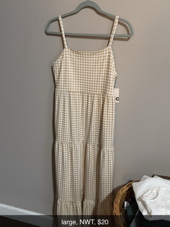 Kohl's Dresses & Skirts - Beige and White Gingham Maxi Dress